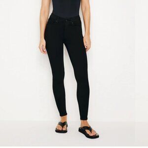 NWT | Good American | Good Legs Skinny | Black | 4 or 27